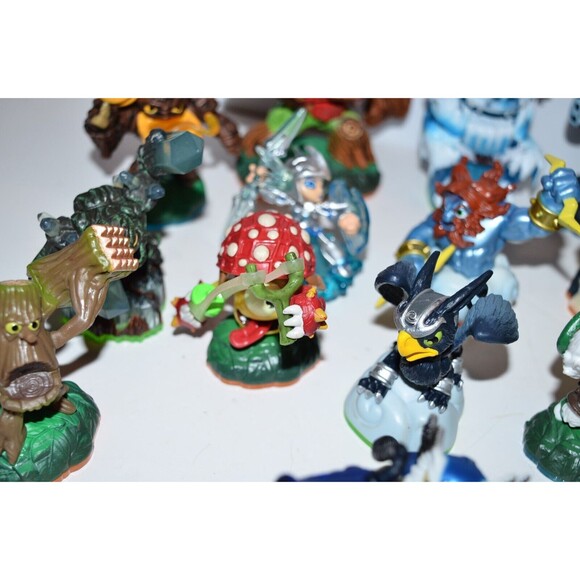 Skylanders Giants Spyro Adventure Mixed Lot figures - Picture 14 of 16